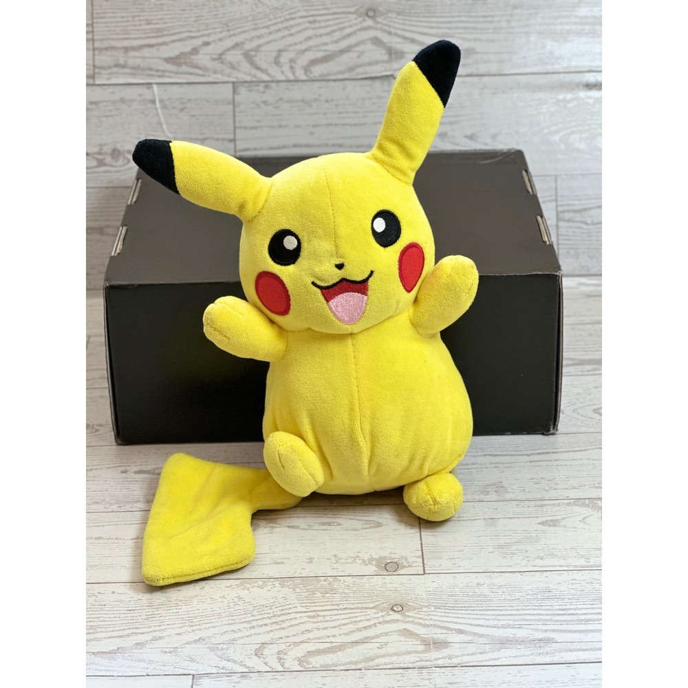 Pokemon Pikachu Plush 11in Yellow Jazwares 2022 Kawaii Y2K Toy